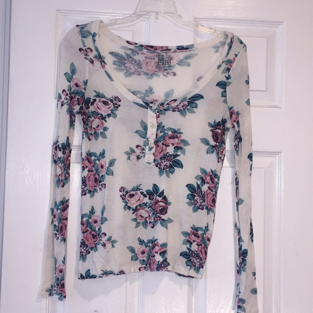 Long sleeve top